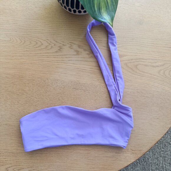 ☀️ REVOLVE JADE SWIM One Shoulder Purple Lavender Lycra Halo Bikini Top Swim XS - Picture 1 of 6